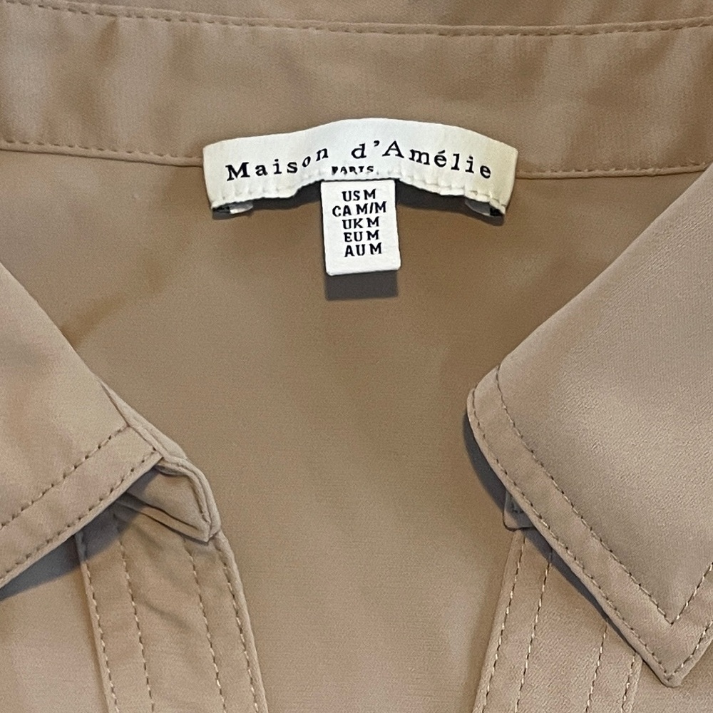 Maison D’Amelie Women’s Tan‎ V-neck Blouse M - Picture 5 of 5